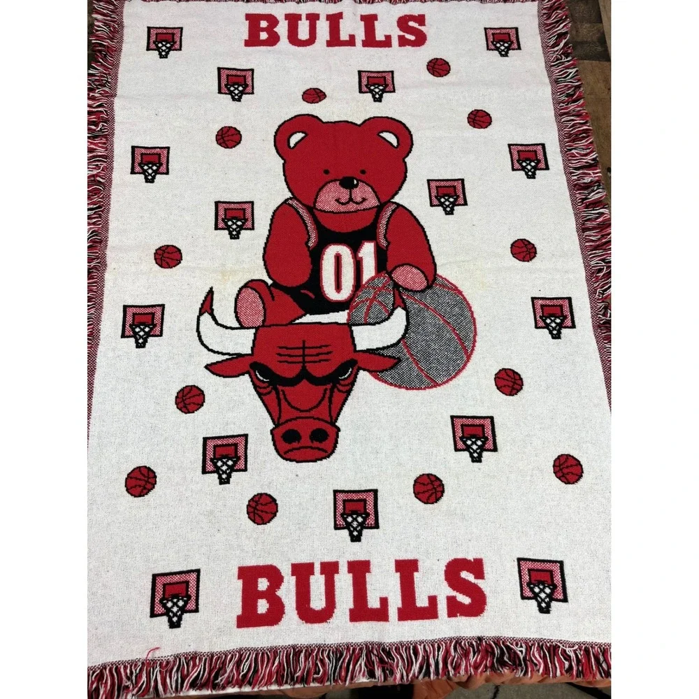 Chicago Bulls Woven Tapestry Throw Blanket Teddy Bear Red White‎ Reversible